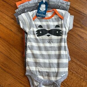 NEW Gerber Gray and Orange Raccoon Bodysuit